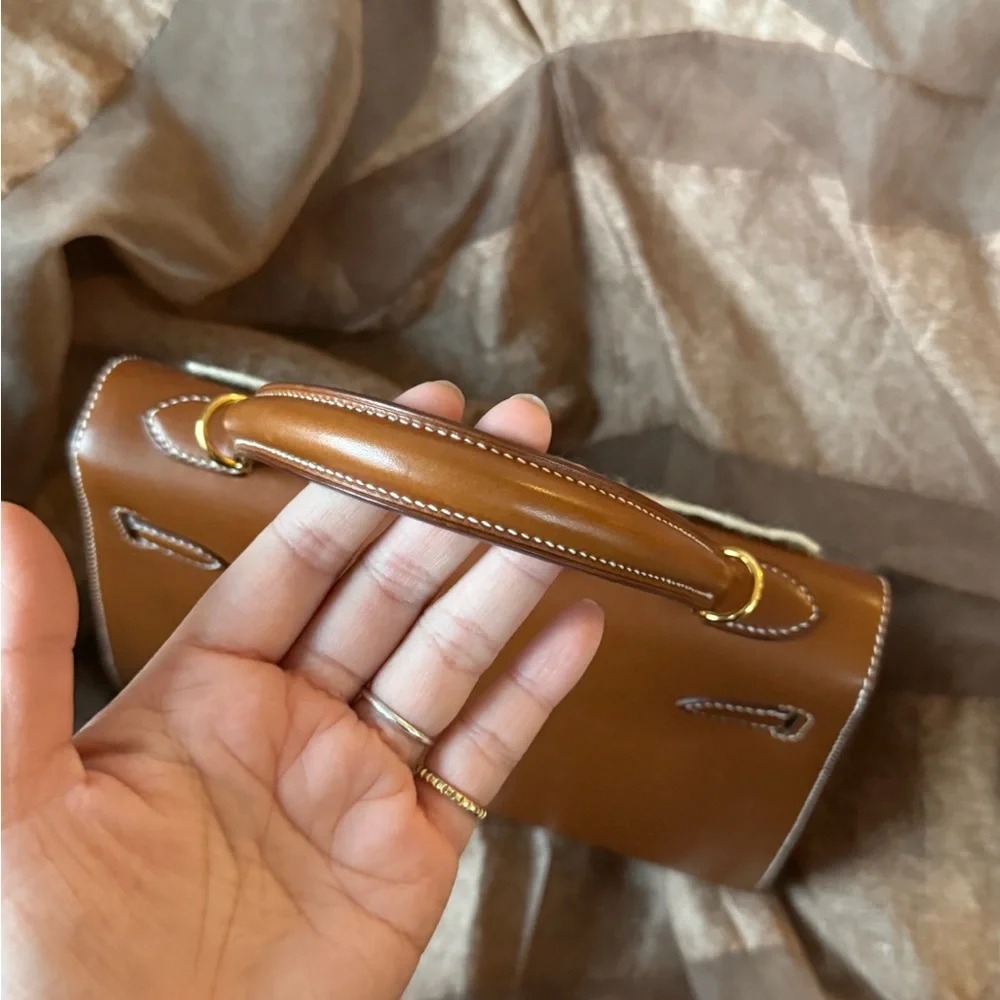 HERMÈS Barénia Fauve Kelly 25 Sellier GHW - Picture 11 of 17